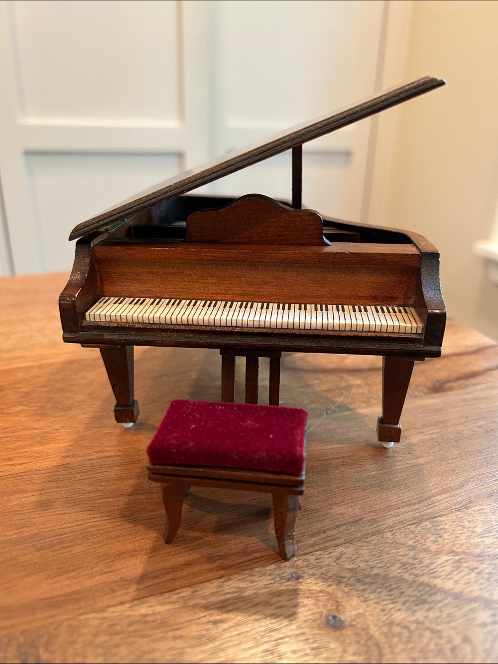 Vtg Shackman Baby Grand Piano with Bench, Dollhouse Furniture